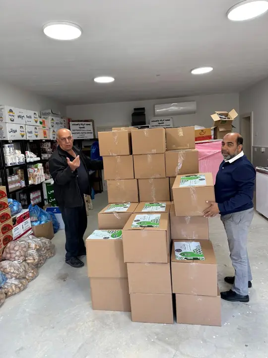 صناديق المساعدات في المكتب